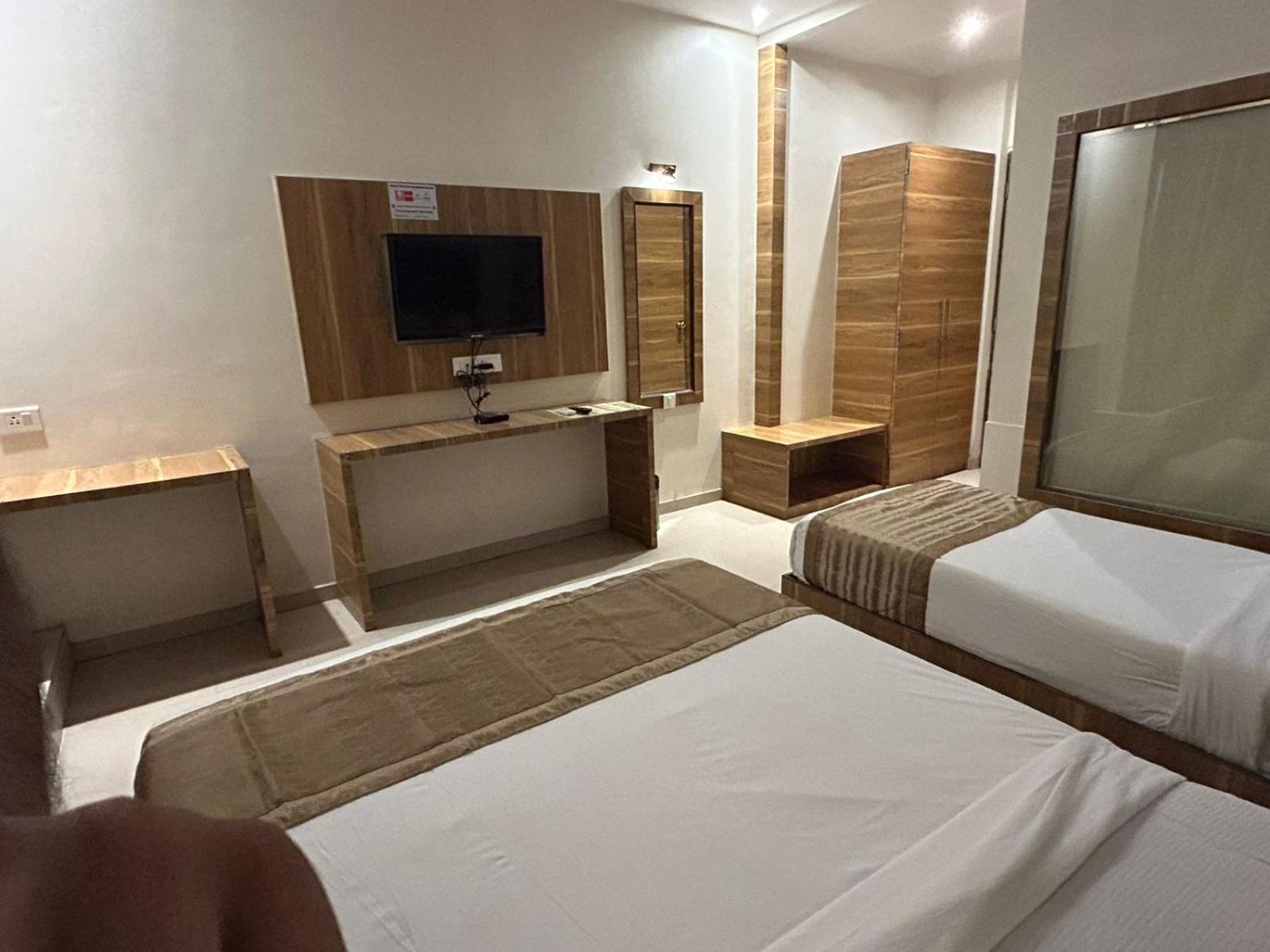 Bkc Mannat Hotel Mumbai
